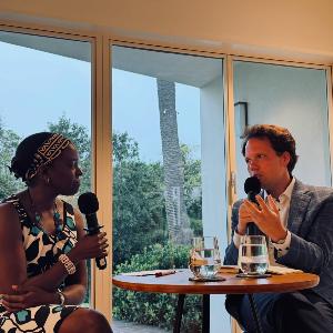 Michael Seewald im Gespräch mit Sanyu Mojola