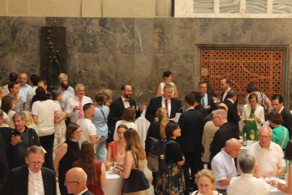 Stehempfang im Lichthof