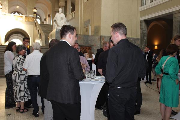 Stehempfang im Lichthof
