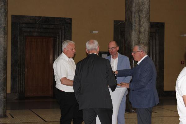 Stehempfang im Lichthof