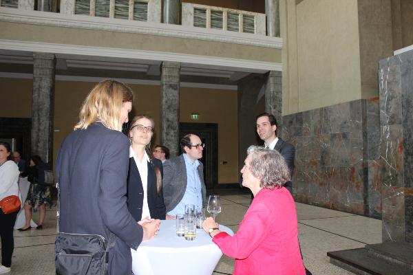 Stehempfang im Lichthof