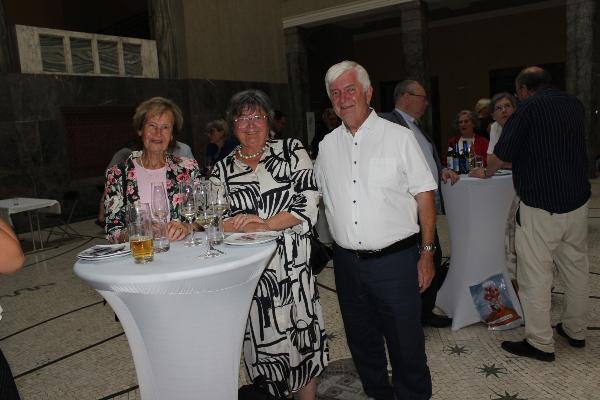 Stehempfang im Lichthof