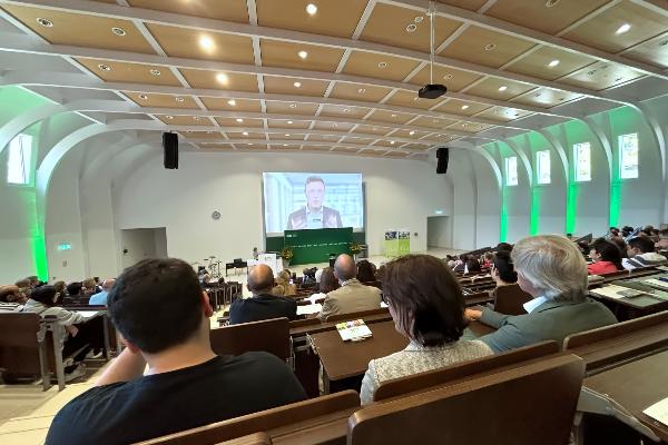 Video message of Prof. Dr. Patrick Cramer (President of the Max Planck Society)