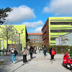 Eingang zum Biomedizinischen Centrum (BMC)