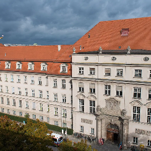 Medizinische Poliklinik in der Pettenkoferstraße