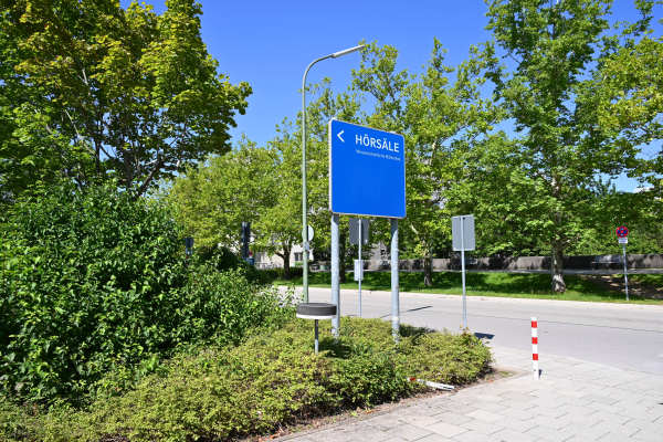 Weg zu den Hörsälen am Klinikum Großhadern