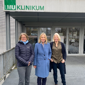 From left to right: Monika Blabl-Jouaux, Birgit Thomas, Regina Pickford