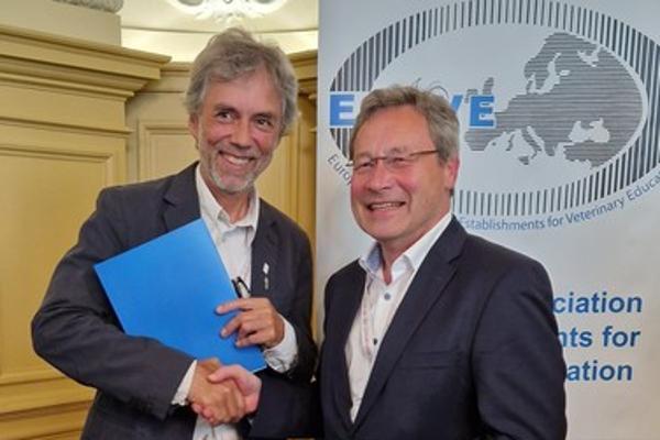 Vergabe EAEVE Prof. Straubinger