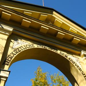 Tor der Tierärztlichen Fakultät