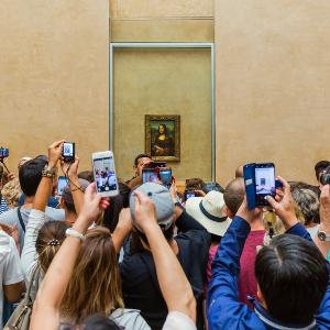 Die „Mona Lisa“ von Leonardo da Vinci im Pariser Louvre.