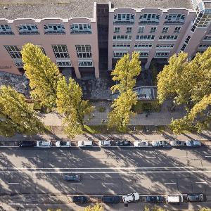 Fakultätsgebäude Leopoldstraße 13 von vorne