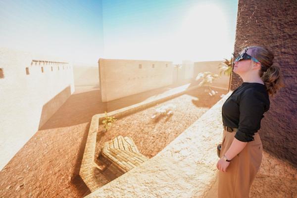 VR-Betrachtung einer Rekonstuktion einer Stadt