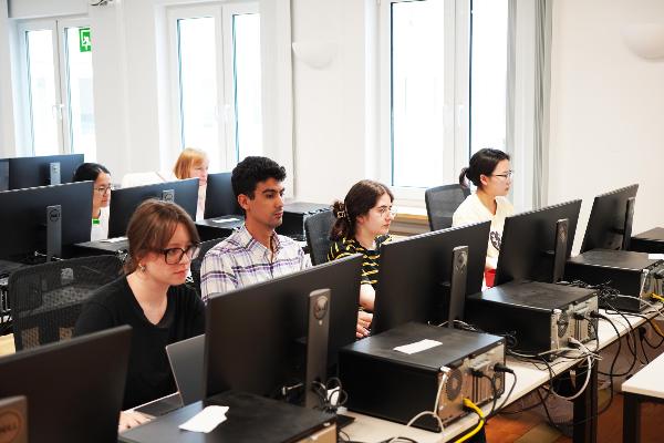 Students working highly focused in the CIP-Pool