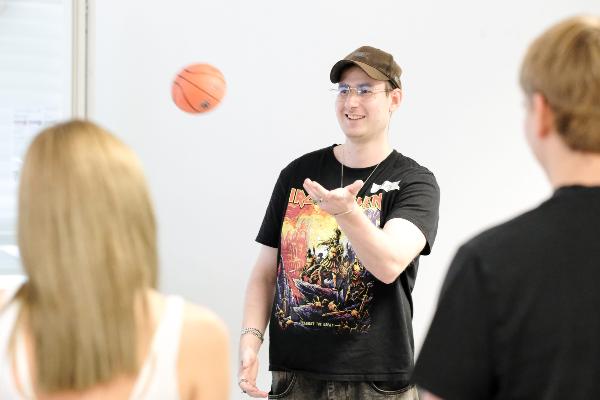 Ballspiel beim interkulturellen Training
