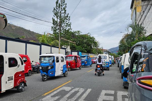 Befahrene Straße in Quillabamba Peru