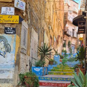 Treppen in Agrigento, Sizilien, Mai 2025