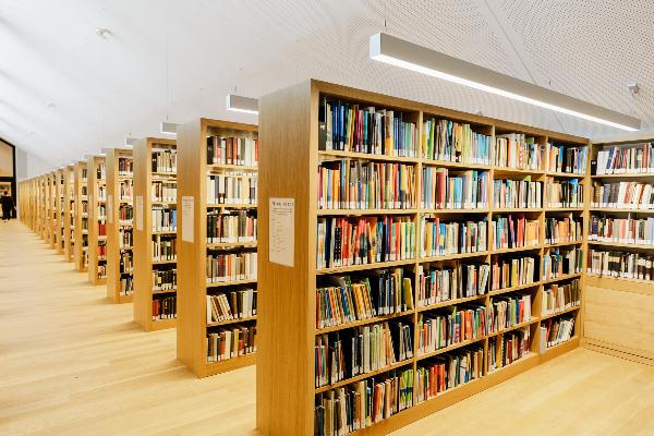 Regale im Philologicum