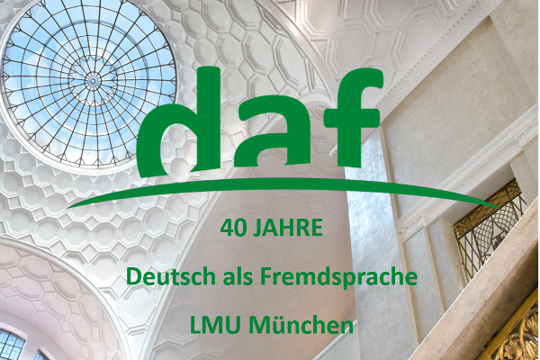 Institutslogo vor dem Lichthof der LMU