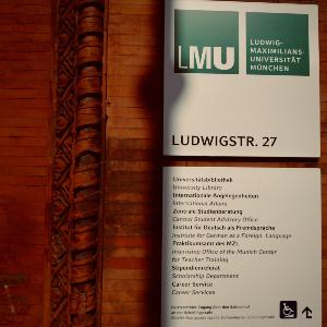 Eingang Ludwigstraße 27