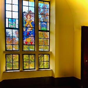 Bleiglasfenster bei der Großen Aula der LMU