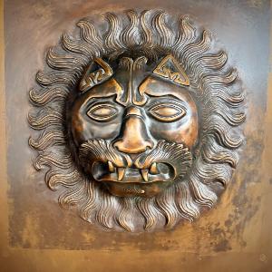 Motiv an der Tür zur großen Aula