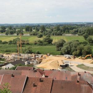 Construction of the new dike.