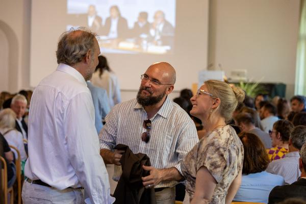 Christof Mauch welcoming guests.