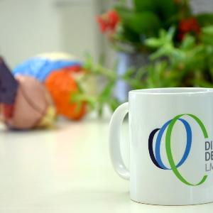 Tasse mit Logo der Didaktik der Biologie