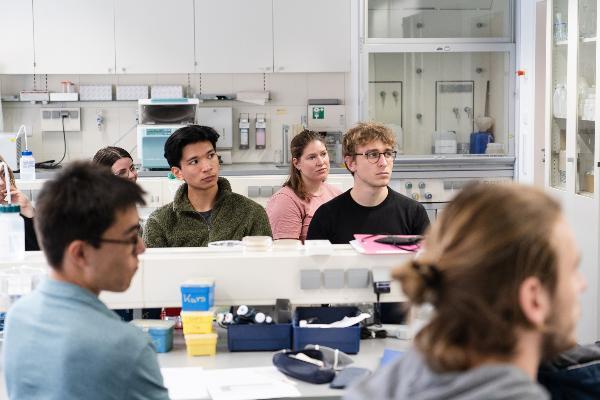 Students in the lab