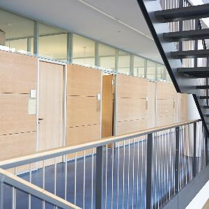 Biozentrum from the inside, hallway and staircase | © Carolin Bleese Biozentrum from the inside, hallway and staircase