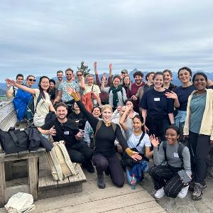 LSM doctoral students hiking during a Graduate School Life Science Munich retreat