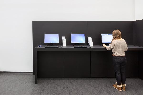 Eingangsbereich Bibliothek 1. Etage