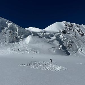 Working at Grenzgletscher
