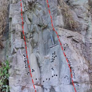 Palaeomagnetic sampling of sandstones baked by a diabase dyke