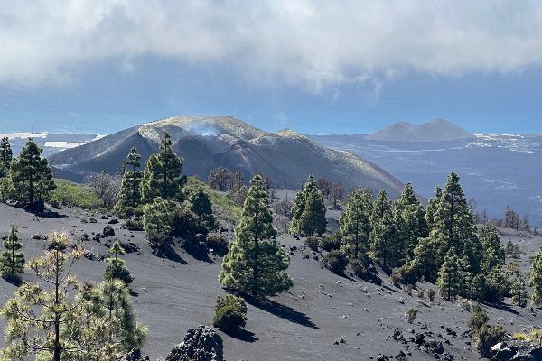 The Cumbre Vieja 2021 eruptive centre, La Palma