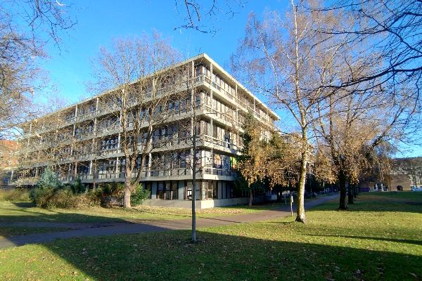Building at Theresienstrasse 41