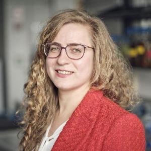 Professor Alena Khmelinskaia