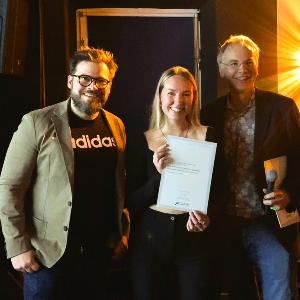 Paula Akkila with CeNS Publiation Award Certificate