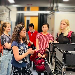 Female researchers during a CeNS lab tour