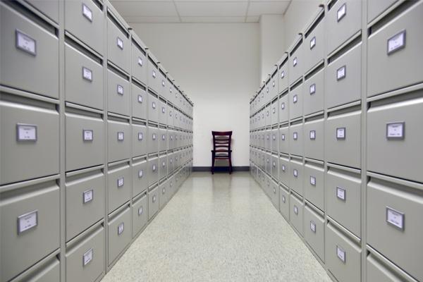 Aktenschränke im Universitätsarchiv