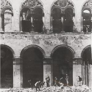 Studentenbautrupp / Motiv des Plakats zur Ausstellung „Die Ludwig-Maximilians-Universität in der Nachkriegszeit“