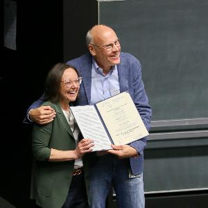 Prof. Paola Arlotta receives her honorary degree during Munich Brain Day 2024