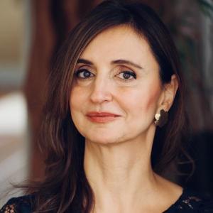 Portrait Roya Hakakian