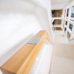 Handrail with braille | © LMU Handrail with braille