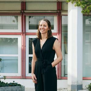 Porträt PD Dr. Barbara Cludius