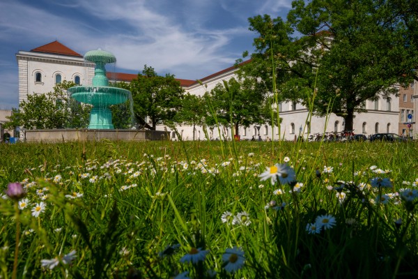 LMU Hauptgebäude am Geschwister-Scholl-Platz