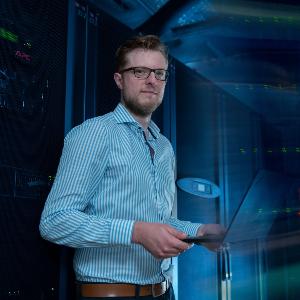 Prof. Dr. Stefan Feuerriegel