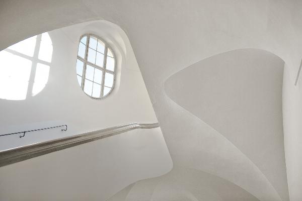 Treppenhaus im Hauptgebäude der LMU