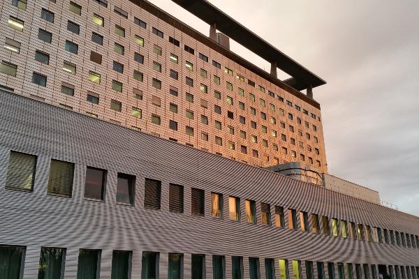 Foto der Fassade des Klinikums Großhadern.