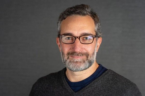 Porträt von Professor Corrado Cimarelli. Porträt von Professor Corrado Cimarelli.